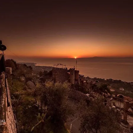 Garden/amazing Sunsets/near The Beaches Apartment *
