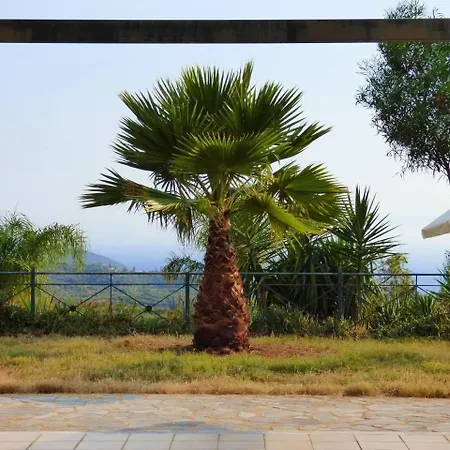 Garden/amazing Sunsets/near The Beaches Apartment